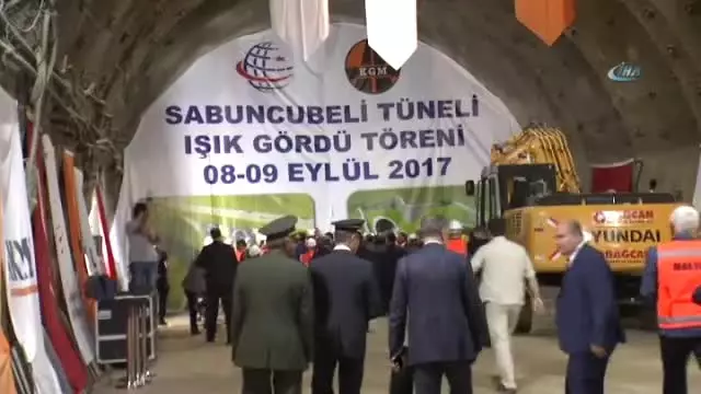Izmir Manisa 15 Dakikaya Iniyor Sabuncubeli Tuneli Nde Isik Gorundu Haberler Com Guncel
