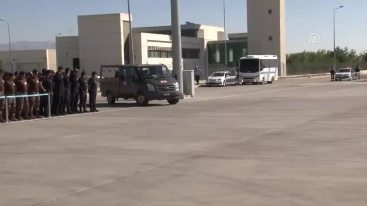 Şehit Astsubay Mustafa Sefa Kök'ün Cenazesi Memleketine Uğurlandı