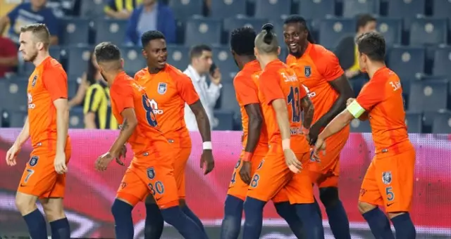 Super Lig De Basaksehir Fenerbahce Yi 3 2 Maglup Etti Spor