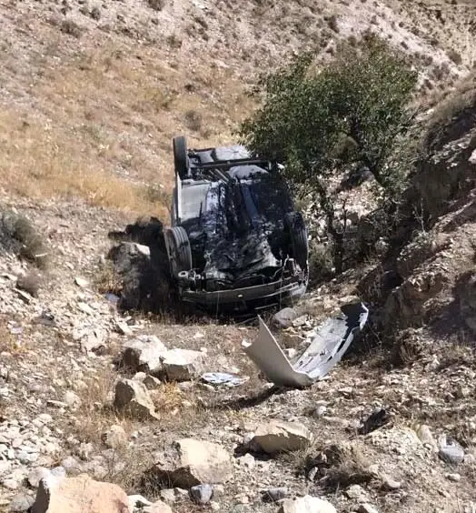 Uçuruma Yuvarlanan Araçtaki Dede Öldü, Torunu Yara Almadan Kurtuldu