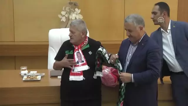 Bakan Arslan, Tüvasaş'ta İncelemelerde Bulundu Bakan Arslan, Tüvasaş'ta İncelemelerde Bulundu