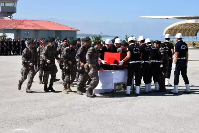 Şehit Polis Memuru Memleketine Uğurlandı Şehit Polis Memuru Memleketine Uğurlandı