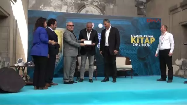 Sivas Nedim Şener: 15 Temmuz, Bir NATO Operasyonudur Sivas Nedim Şener: 15 Temmuz, Bir NATO Operasyonudur