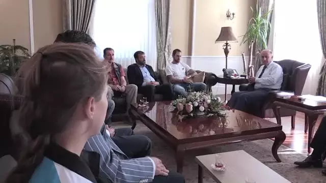 Guliyev, Vali Azizoğlu'nu Ziyaret Etti Guliyev, Vali Azizoğlu'nu Ziyaret Etti