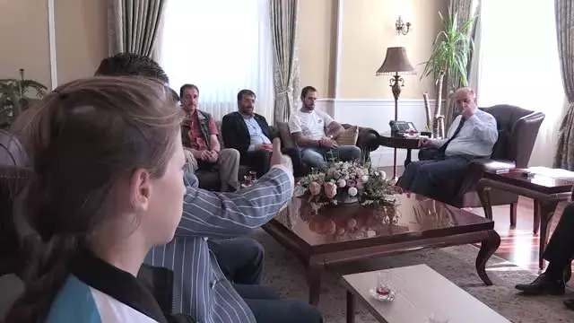 Guliyev, Vali Azizoğlu'nu Ziyaret Etti Guliyev, Vali Azizoğlu'nu Ziyaret Etti
