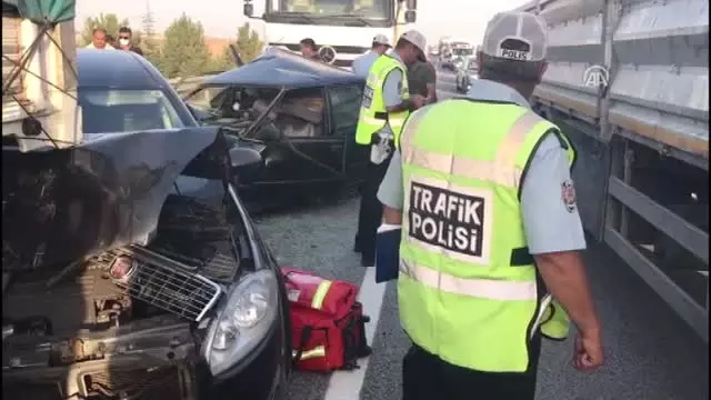 Güncelleme - Eskişehir'de Anız Yangını Zincirleme Kazaya Neden Oldu