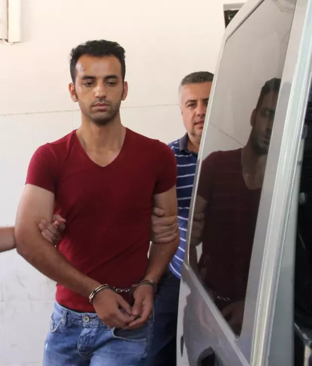 İki Dayısını ve Kuzenini Öldüren Polis Adliyeye Sevk Edildi