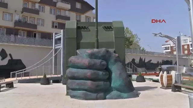 Erdoğan'a Benzemeyen Erdoğan Büstü Yerinden Kaldırıldı!