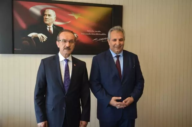 Vali Yavuz Fatsa'da İncelemelerde Bulundu Vali Yavuz Fatsa'da İncelemelerde Bulundu