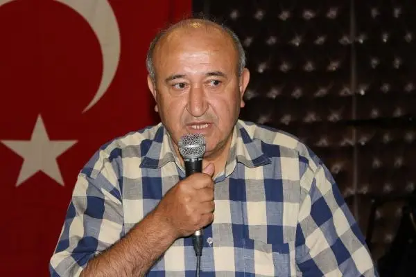 Afyonkarahisar'da, MHP'den 300 İstifa