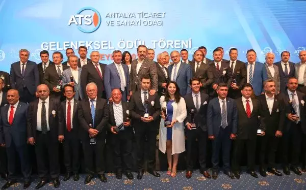 Atso Ödül Törenine Siyasilerden Yoğun İlgi