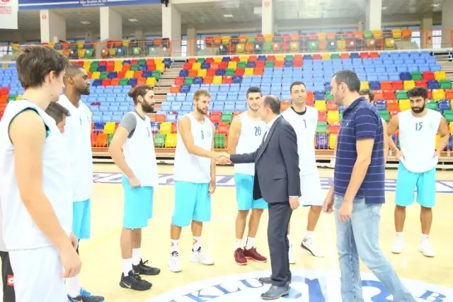 Başkan Altay'dan Basketbol Takımına Ziyaret