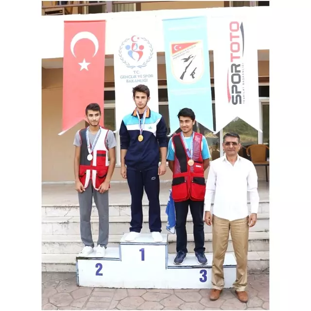 Hedefi 12'den Vurdu