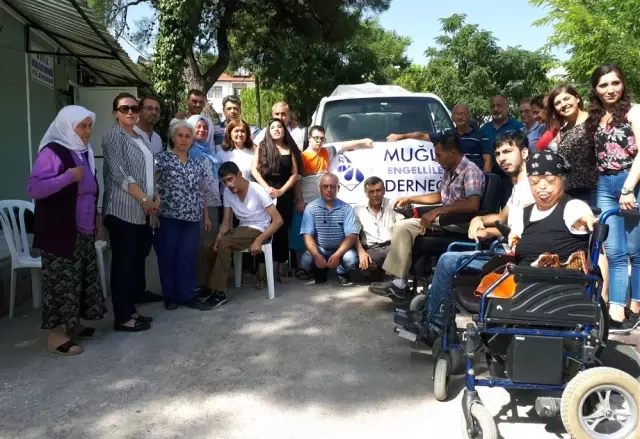 Muğla Engelliler Derneği'nden Zeytinköy'e Yardım Eli