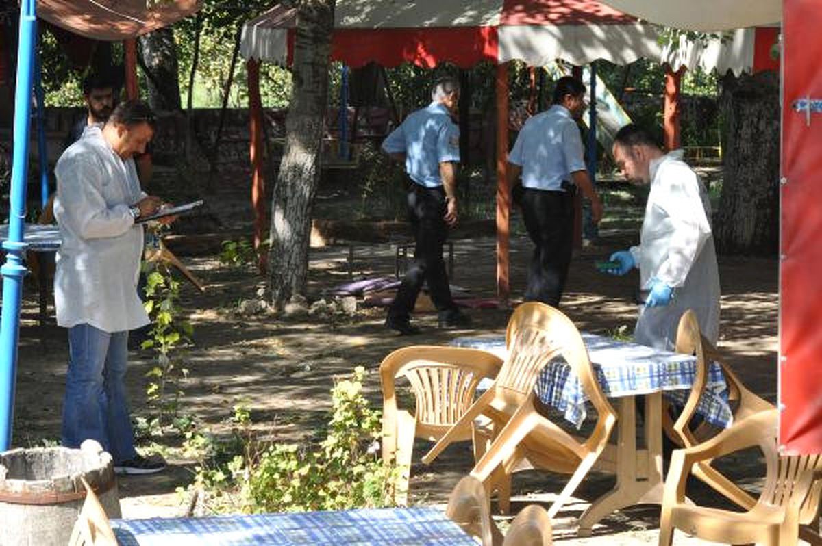 Restoranda Bıçak ve Sopalı Kavga: 1 Ağır Yaralı