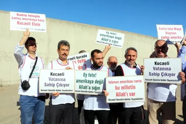 Stk'lar Donanma Davasını İzlemeye Geldi (4)