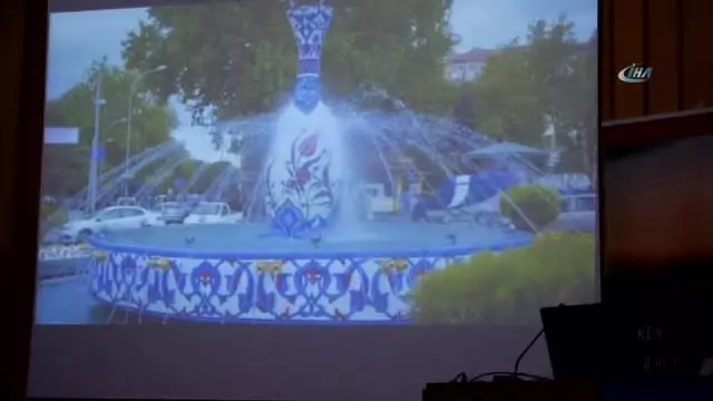 Unesco'da Kütahya Çinisi Konferansı Unesco'da Kütahya Çinisi Konferansı