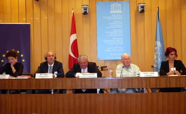 Unesco'da Kütahya Çinisi Konferansı Unesco'da Kütahya Çinisi Konferansı