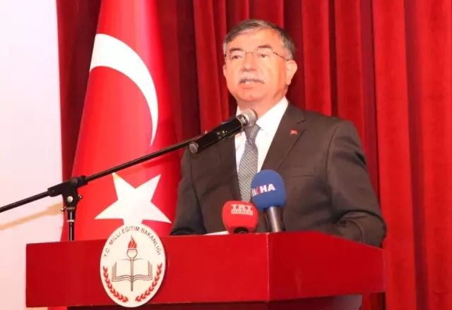Bakan'dan Servis Saati Açıklaması: Valiliklere Genelge Gönderdik