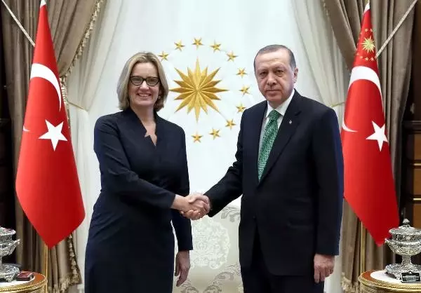 Cumhurbaşkanı Erdoğan, Birleşik Krallık İçişleri Bakanı Rudd'u Kabul Etti