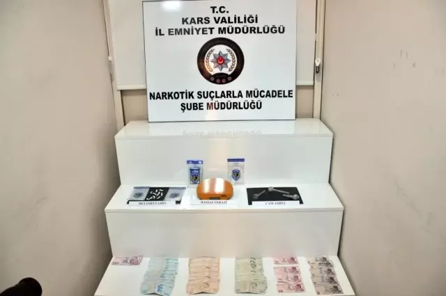 Kars Polisinden Uyuşturucu Tacirlerine Darbe
