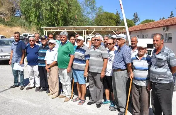 Datça'da MHP'den 22 İstifa Datça'da MHP'den 22 İstifa