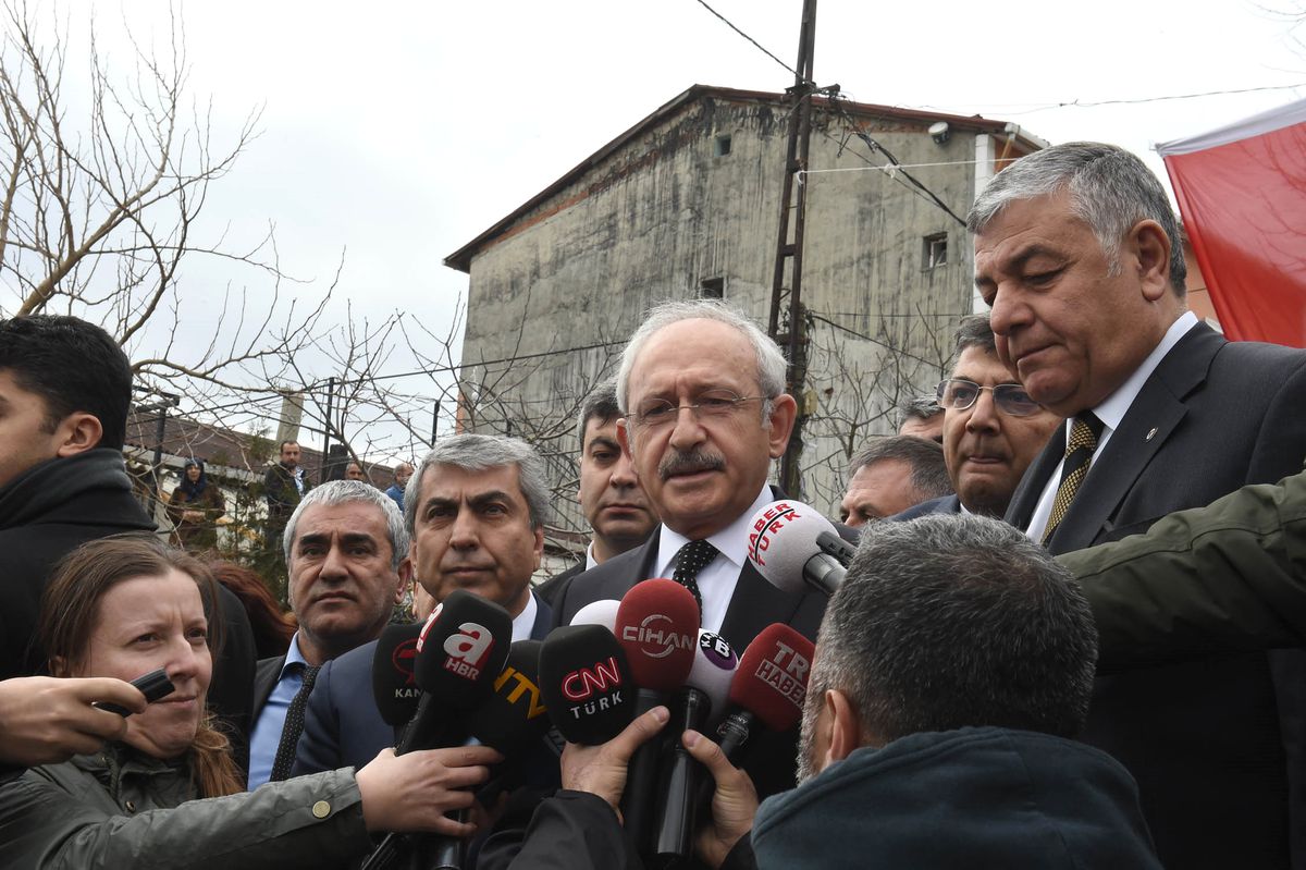 Kılıçdaroğlu, Avukatının FETÖ'den Gözaltına Alınmasıyla İlgili Konuştu: Akıl Tutulması