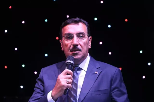 Gümrük ve Ticaret Bakanı Tüfenkci: 'Türkiye, ABD ve Japonya Gibi Birçok Ülkeyi Geride Bırakmayı... Gümrük ve Ticaret Bakanı Tüfenkci: 'Türkiye, ABD ve Japonya Gibi Birçok Ülkeyi Geride Bırakmayı...