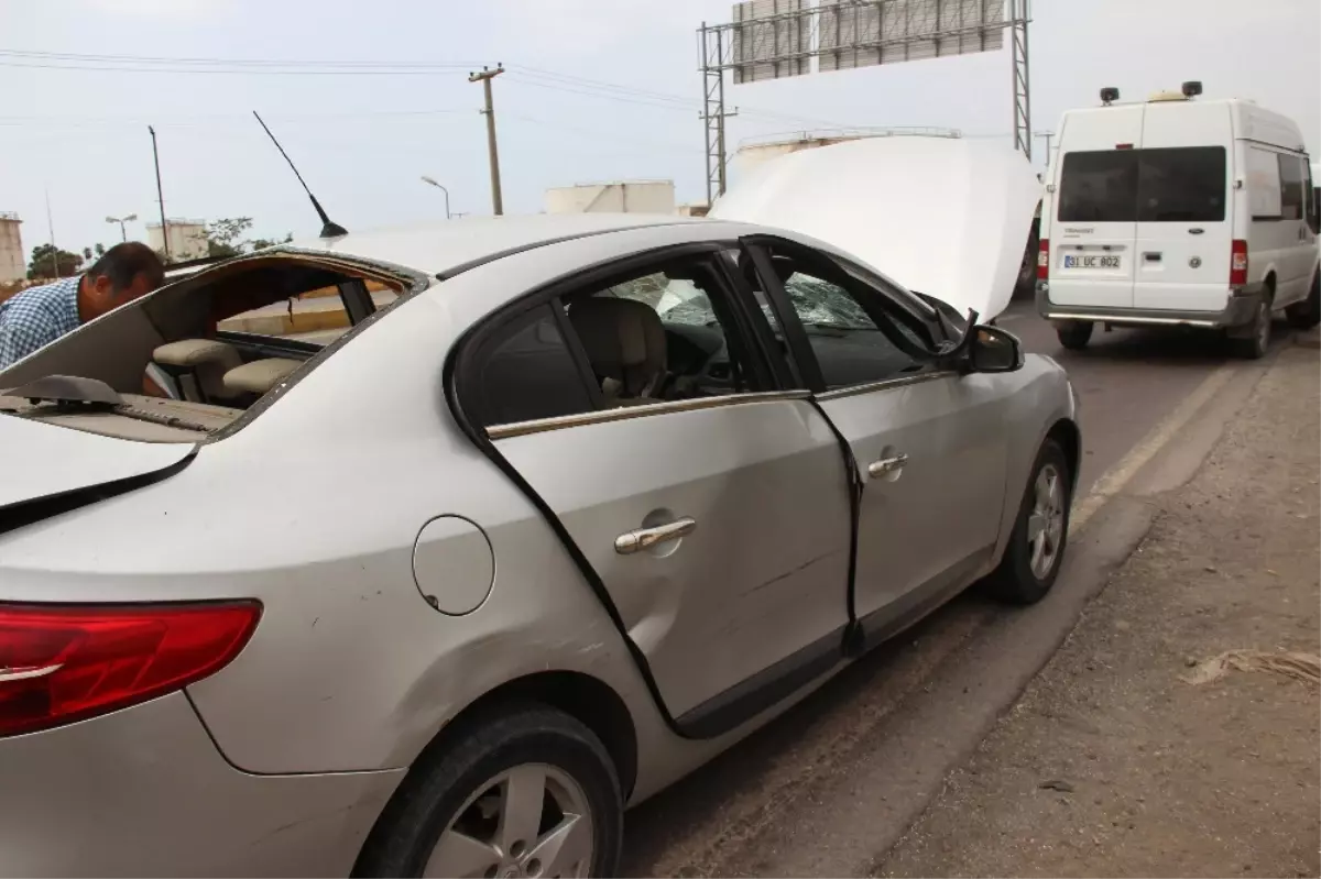 Seyir Halindeki Araçta Patlama: 1 Yaralı