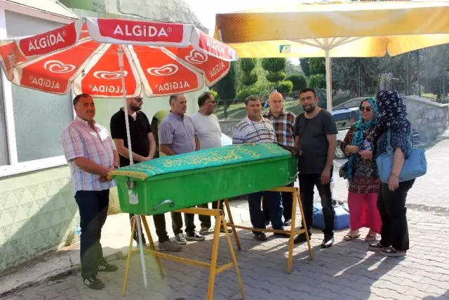 Neslihan Tunç Son Yolculuğuna Uğurlandı