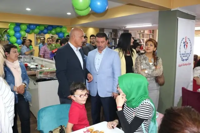 Şehirder Kitap Kafe Açıldı Şehirder Kitap Kafe Açıldı