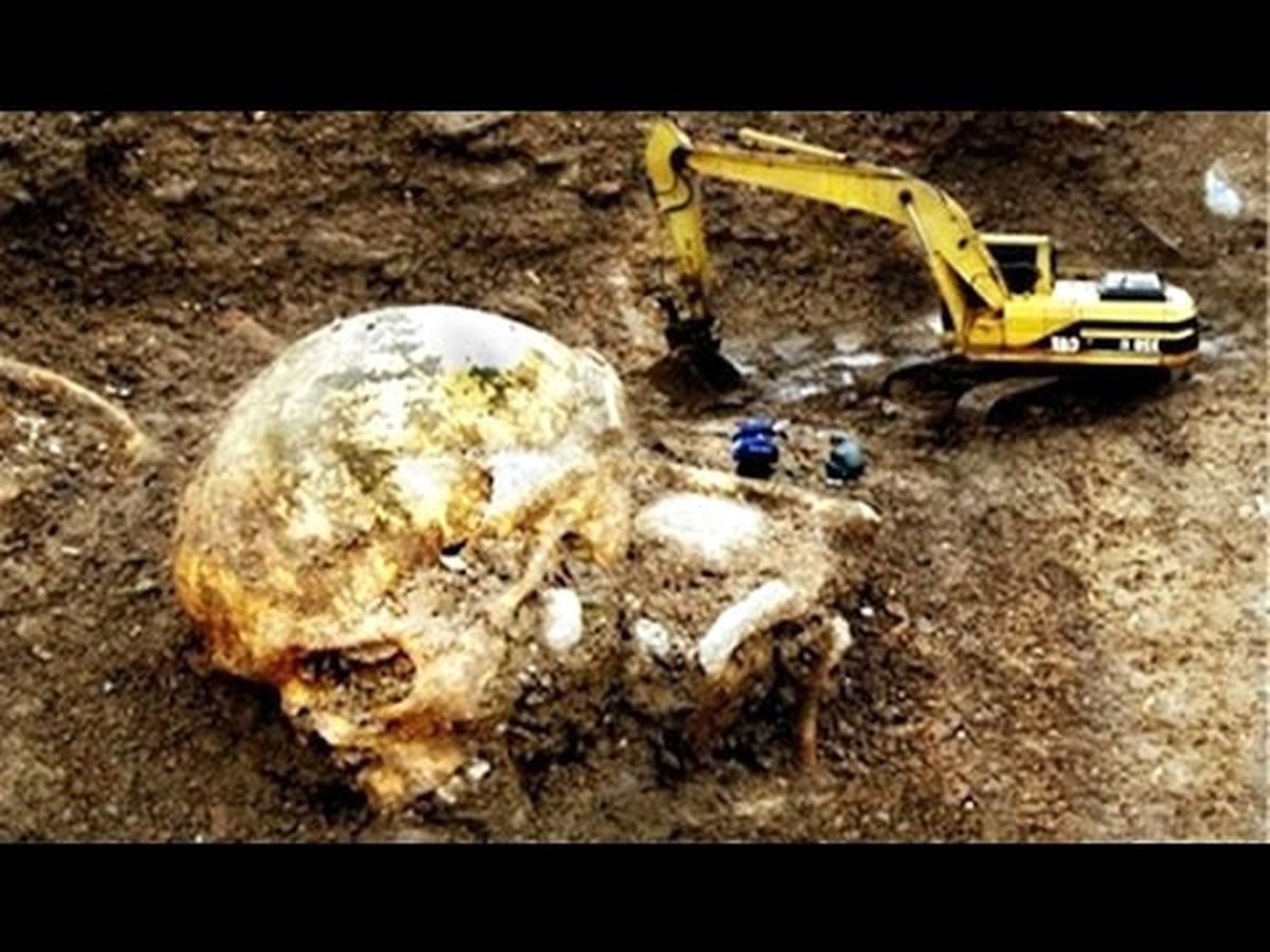 7 Farklı Mezarlıkta Bulunan Dev İnsan İskeletleri