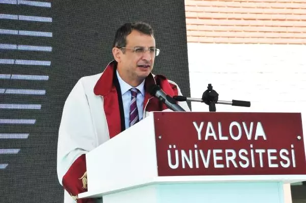 İnce'den Rektöre: Ben de Genel Başkan Olamadım, Moralimi Bozuyor Muyum? İnce'den Rektöre: Ben de Genel Başkan Olamadım, Moralimi Bozuyor Muyum?