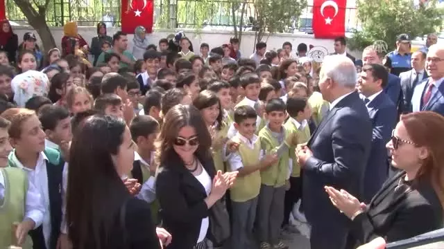Yeni Eğitim Öğretim Yılı Başladı Yeni Eğitim Öğretim Yılı Başladı