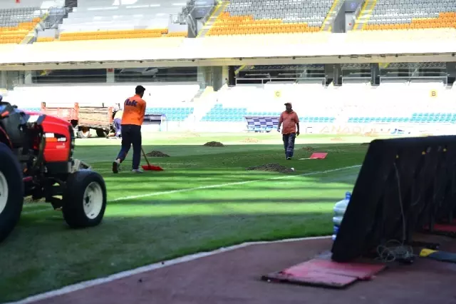 Basaksehir Fatih Terim Stadyumu Bakima Alindi Spor