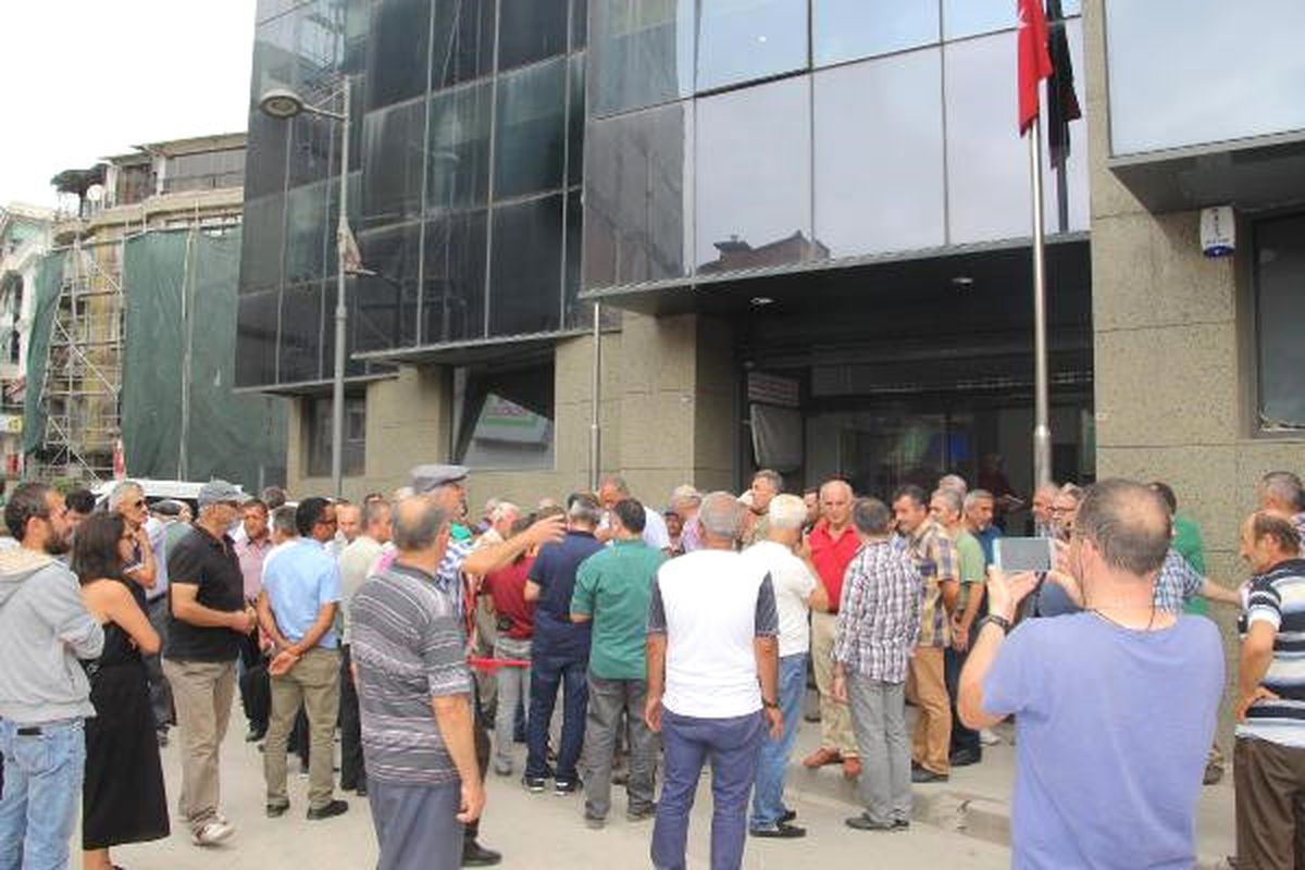 Borsa Önünde Fındık Fiyatı Protestosu