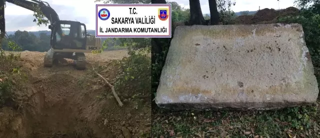 Define Ararken Jandarmaya Yakalandılar