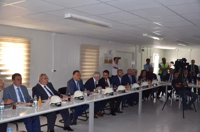 Kütahya'da Şehir Hastanesinin İnşaatı Başladı Kütahya'da Şehir Hastanesinin İnşaatı Başladı