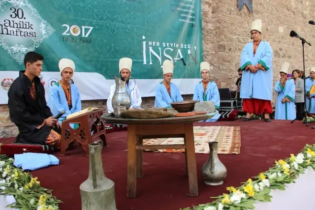 Yılın Ahisinden Çırak Talebi Yılın Ahisinden Çırak Talebi