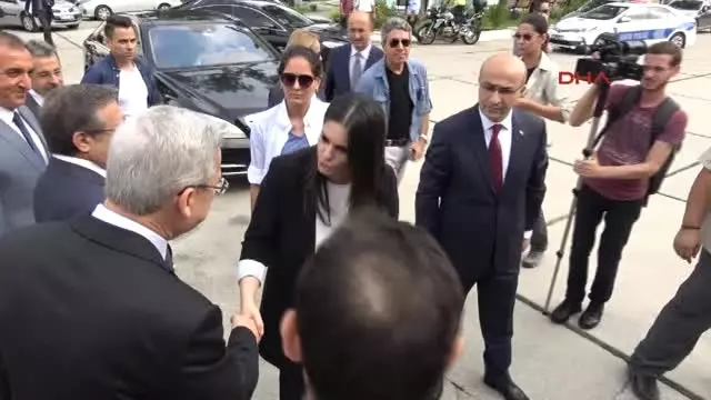 Adana Bakan Sarıeroğlu, Kadına Yönelik Şiddeti Kınadı