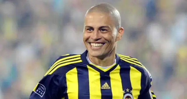 Eski Fenerbahçeli Alex: Giuliano Yeni Bir Alex Olmayacak