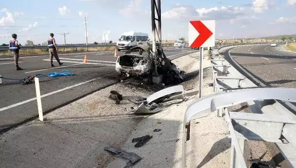 Polis Meslek Yüksekokulu Öğrencisi, Kazada Yanarak Öldü Polis Meslek Yüksekokulu Öğrencisi, Kazada Yanarak Öldü