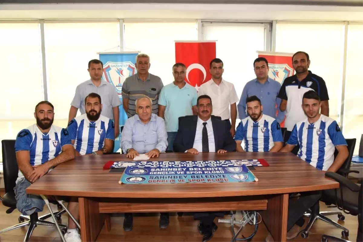 Milli Takımdaki Gururlarımız