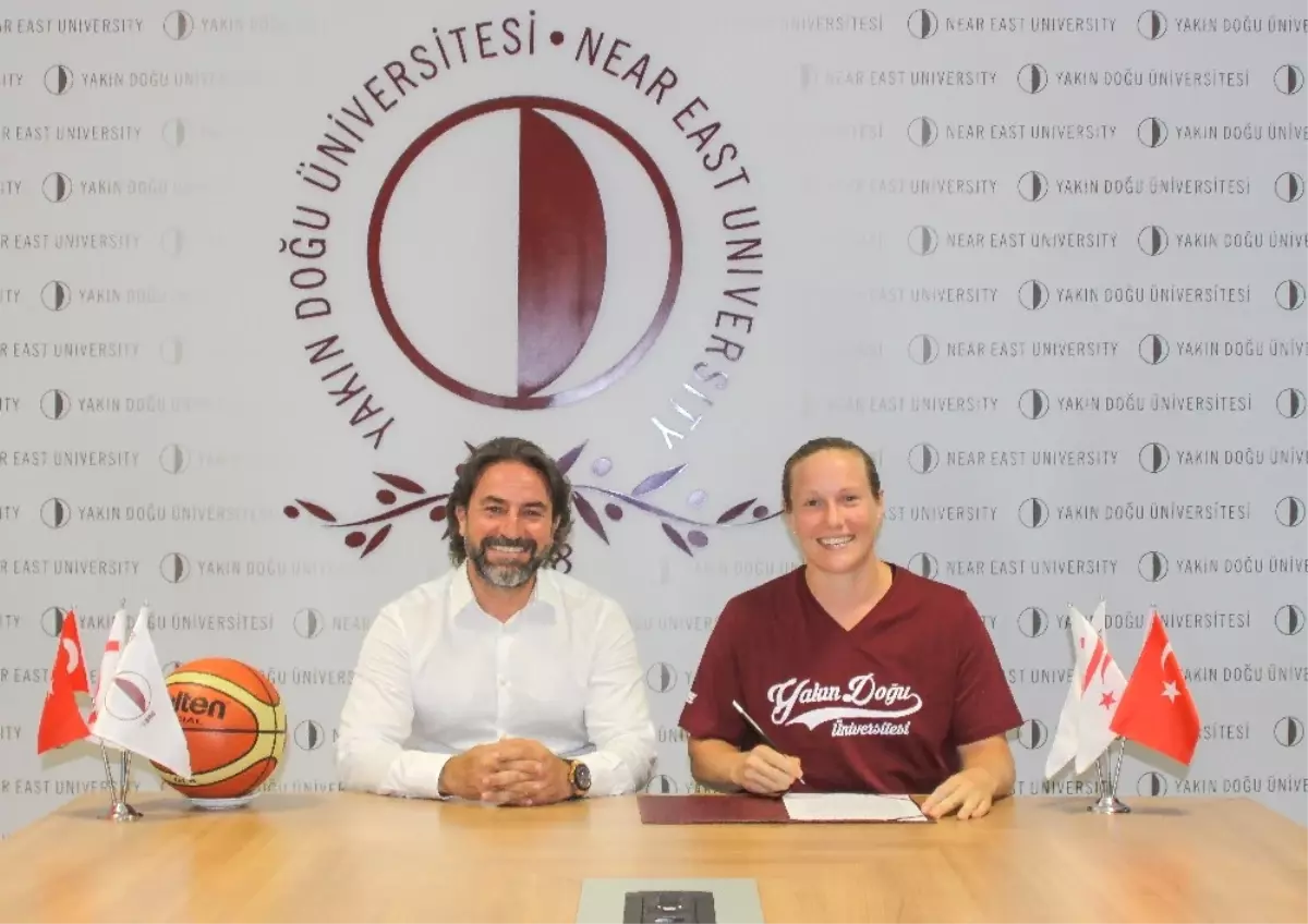Yakın Doğu Üniversitesi Elin Eldebrink ile Sözleşme Uzattı
