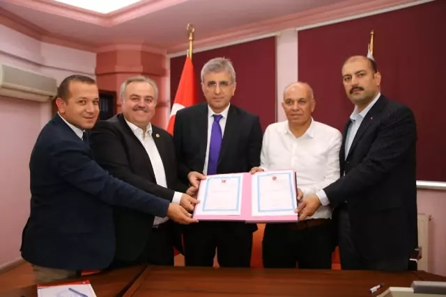 Karaman'da Serbest Bölge İçin Arsa Devir Teslimi Yapıldı