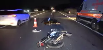 Uzuntarla: Kocaeli Emniyet Şeridine Ters Giren Traktörle Çarpışan Motosiklet Sürücüsü Öldü Uzuntarla: Kocaeli Emniyet Şeridine Ters Giren Traktörle Çarpışan Motosiklet Sürücüsü Öldü
