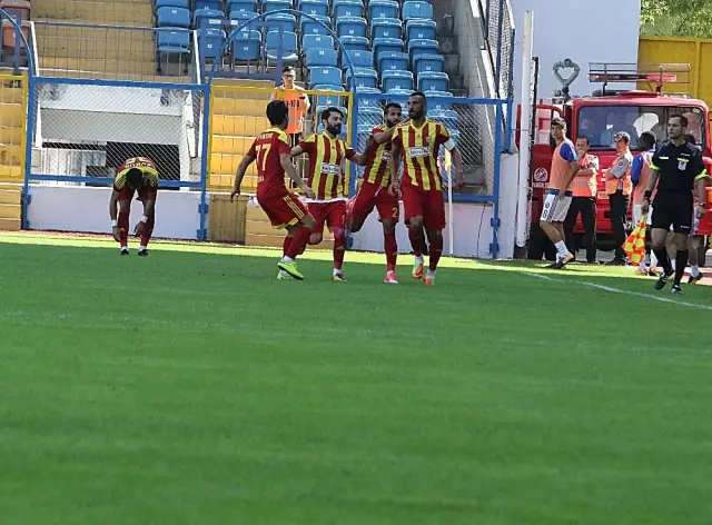 Süper Lig: K.karabükspor: 0 - E.y. Malatyaspor: 3 (İlk Yarı ) Süper Lig: K.karabükspor: 0 - E.y. Malatyaspor: 3 (İlk Yarı )