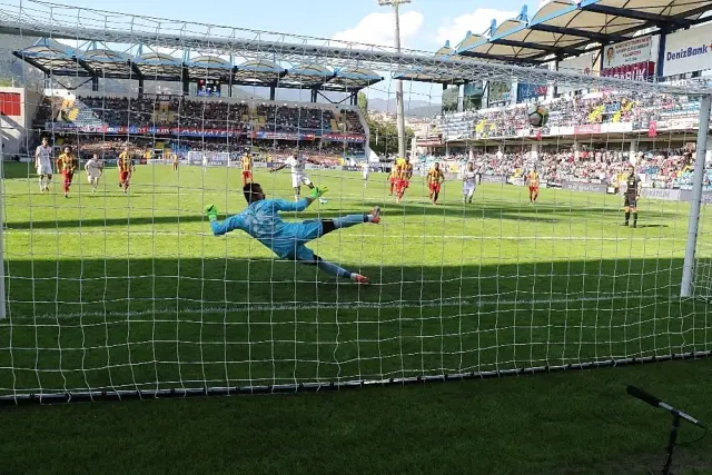 Süper Lig: K.karabükspor: 2 - E.y.malatyaspor: 4 (Maç Sonucu) Süper Lig: K.karabükspor: 2 - E.y.malatyaspor: 4 (Maç Sonucu)