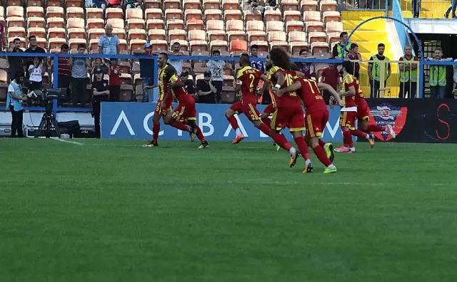Süper Lig: K.karabükspor: 2 - E.y.malatyaspor: 4 (Maç Sonucu) Süper Lig: K.karabükspor: 2 - E.y.malatyaspor: 4 (Maç Sonucu)