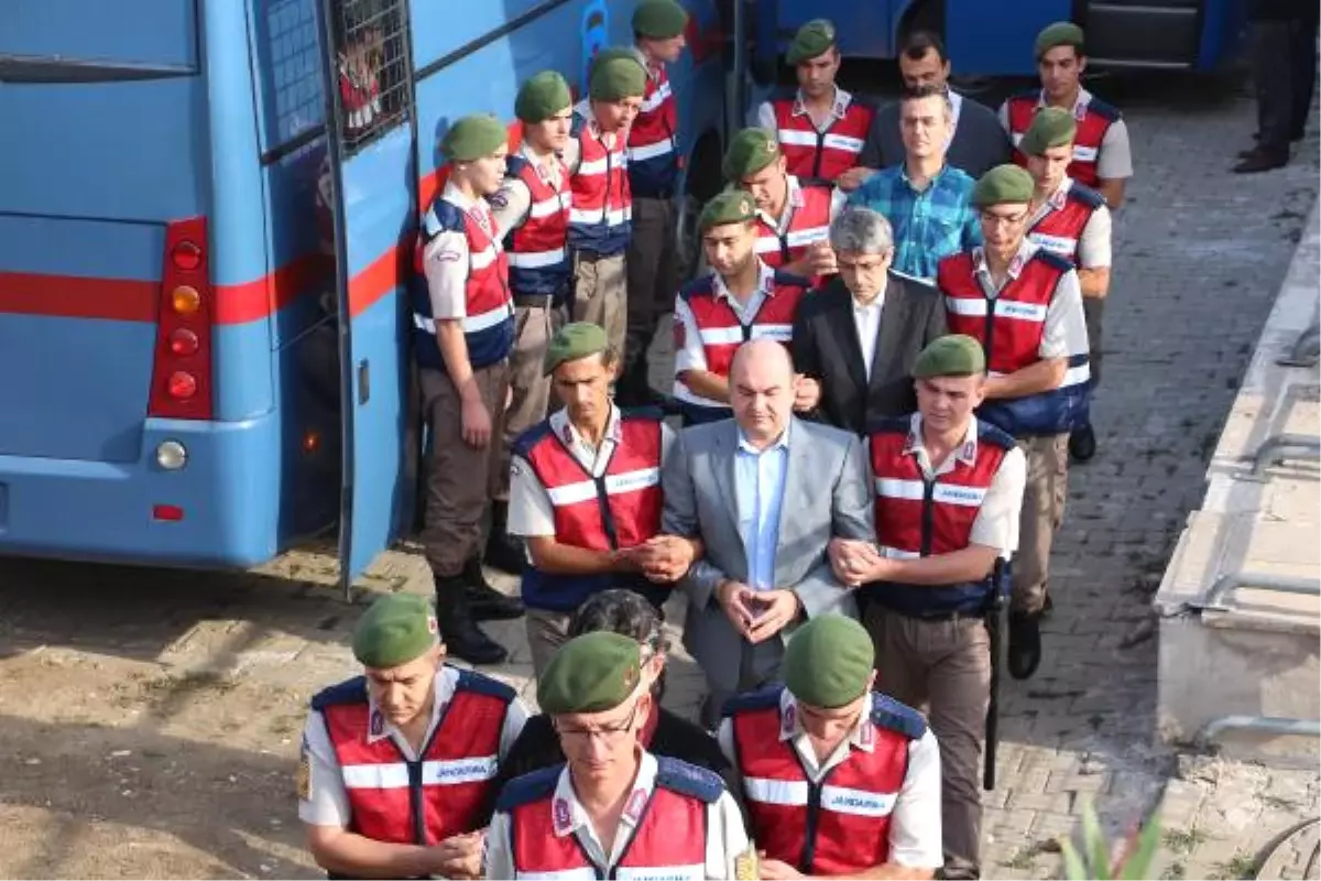 Donanma Komutanlığı'ndaki Darbe Girişimi Davasında Uzman Erbaşlar Savunmalarını Yaptı